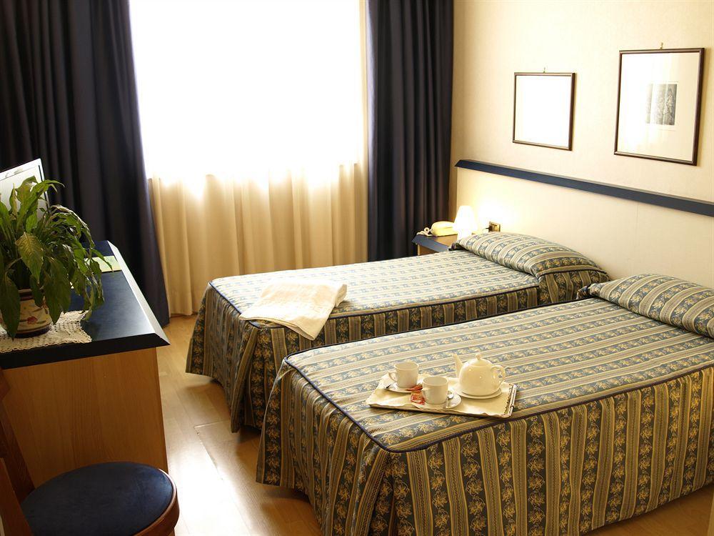 Hotel Alberi Lecco Dış mekan fotoğraf